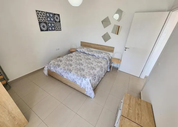 Poseidon Sea View Apartment *